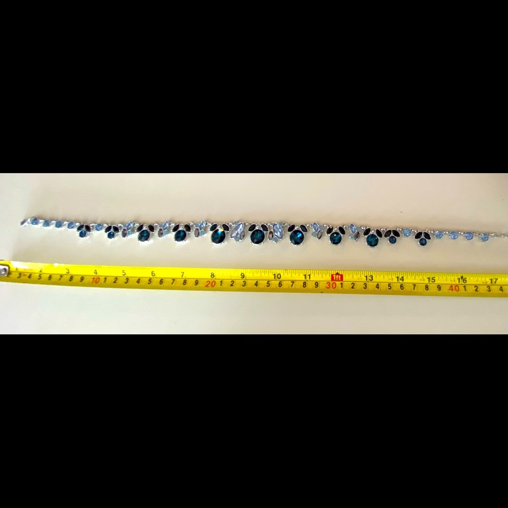 Silver and two tone blue 18” necklace.